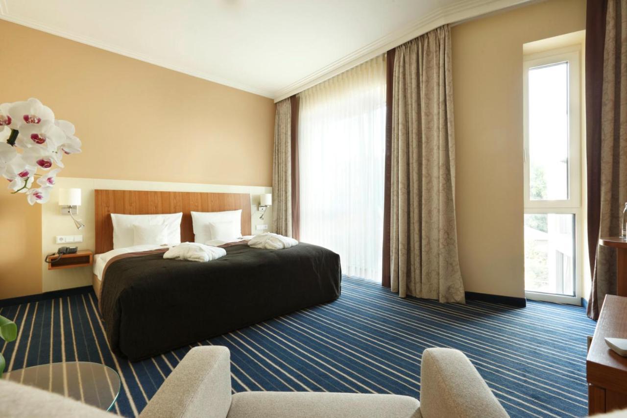 Lind Hotel Ритберг Екстериор снимка