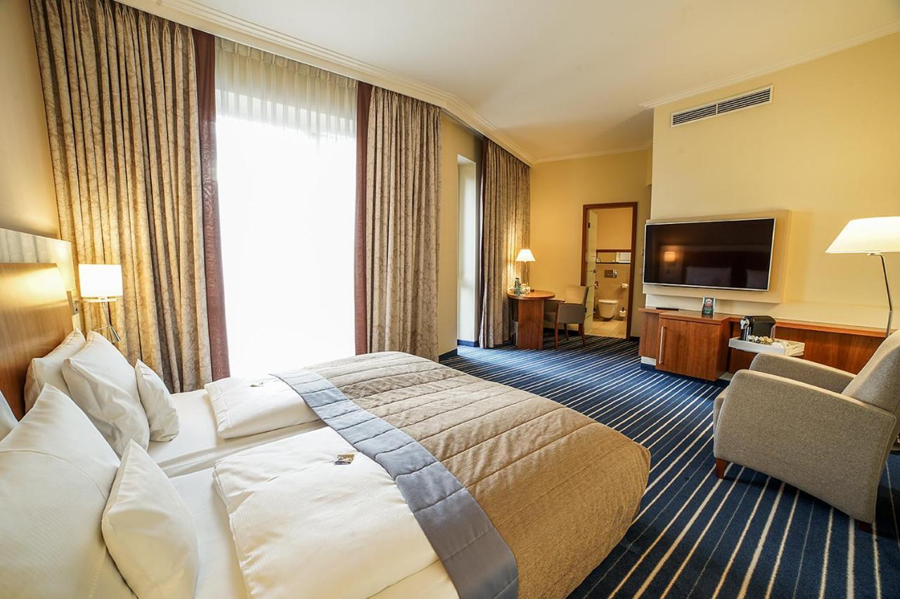 Lind Hotel Ритберг Екстериор снимка