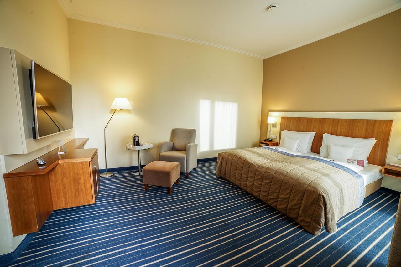 Lind Hotel Ритберг Екстериор снимка